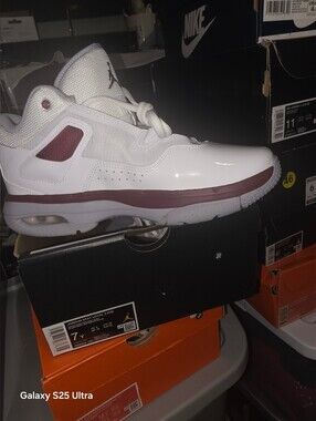 Jordan Stay Loyal 3. White & Maroon Low Basketball. New In Box No Lid. 7Y/8.5W